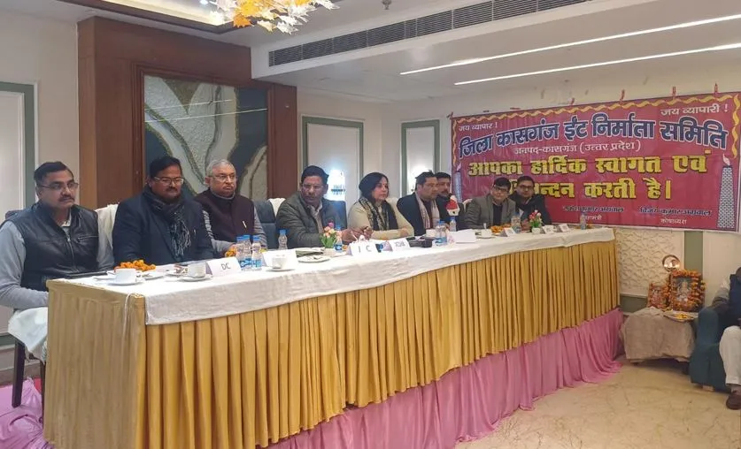 कासगंज: नियमित टैक्स रिर्टन समय से करें भट्टा व्यवसाई- संयुक्त आयुक्त 