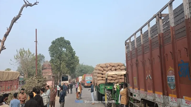 रायबरेली: चालकों के चक्का जाम का मंडियों पर पड़ा असर, महंगी हुई सब्जी
