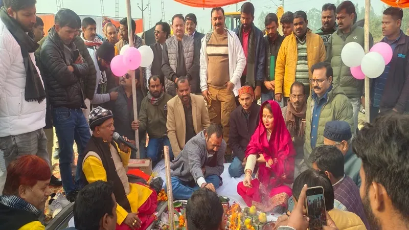 हरदोई: संडीला में 60 करोड़ की लागत से बनेगा ओवर ब्रिज, सांसद और विधायक ने किया भूमि पूजन