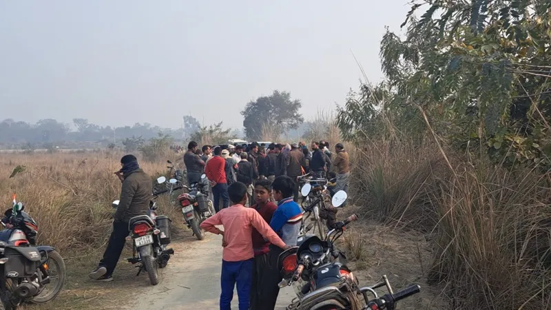 गोंडा: गन्ने के खेत में मिला बुजुर्ग का शव, हत्या की आशंका, जांच में जुटी पुलिस