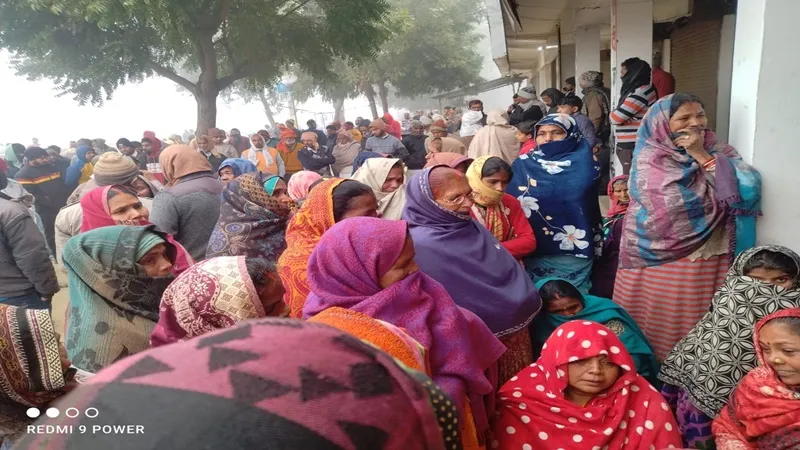 संतकबीर नगर: पिकअप की टक्कर से ट्रैक्टर सवार किसान की दर्दनाक मौत