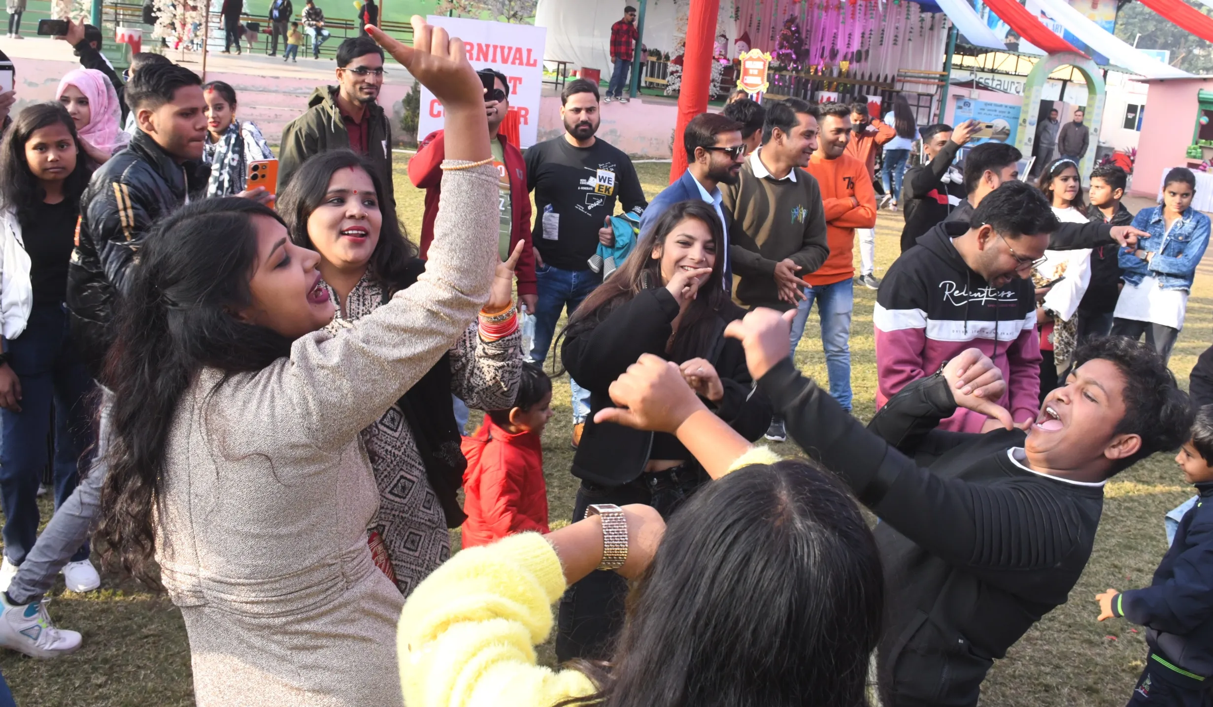 बरेली: फनसिटी के कार्निवल में उत्साह और उल्लास का संगम