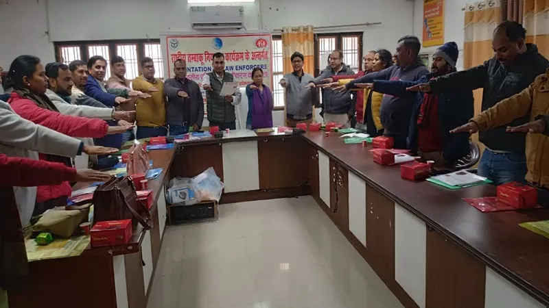 तम्बाकू के सेवन से दूर रहे युवा, राष्ट्रीय तम्बाकू नियंत्रण कार्यक्रम में बोले सीएमओ 