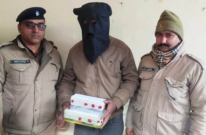 रुद्रपुर: लाइसेंसी रिवाल्वर और 26.30 ग्राम स्मैक के साथ युवक दबोचा