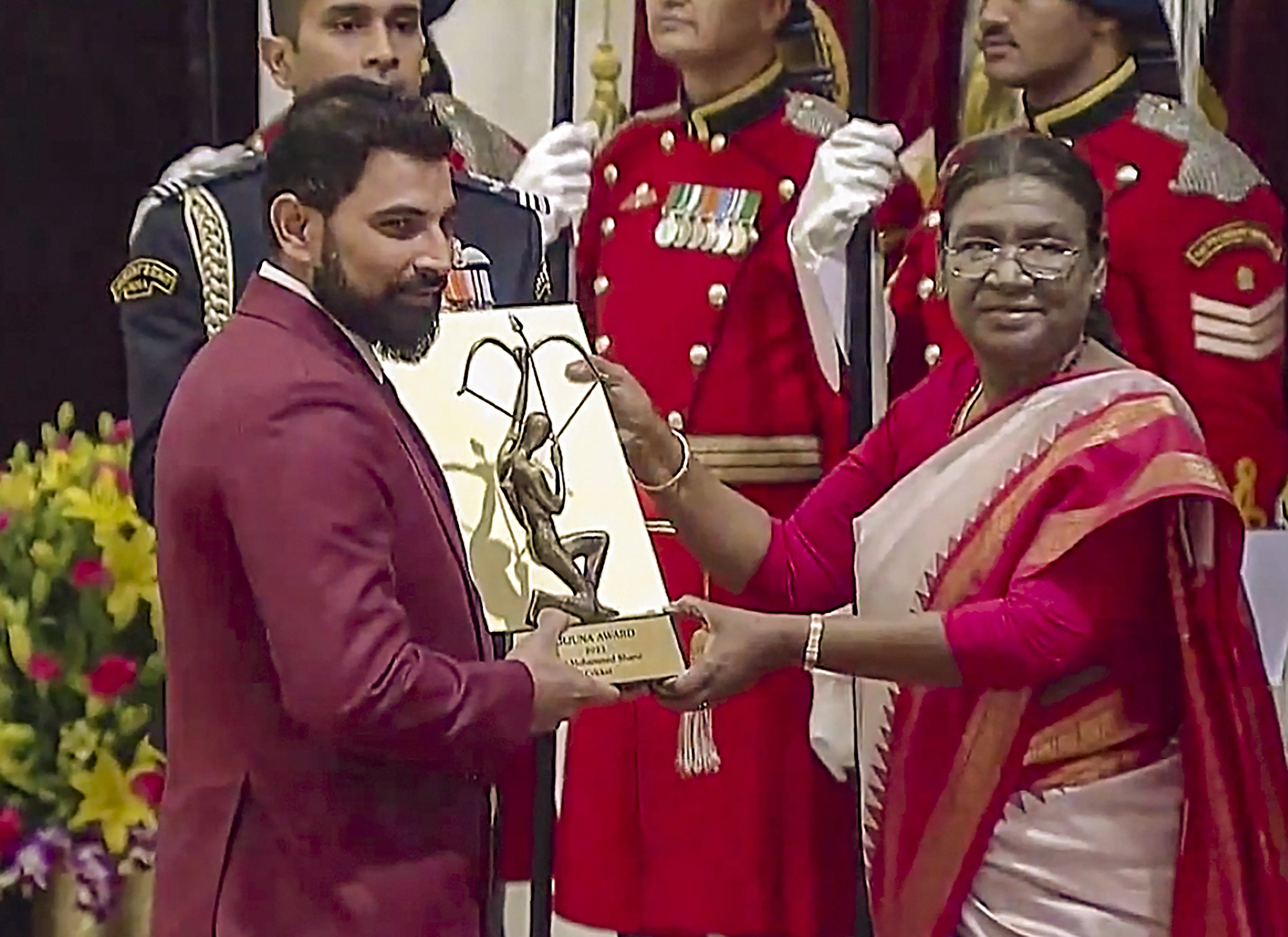 क्रिकेटर मोहम्मद शमी को अर्जुन अवॉर्ड से किया गया सम्मानित, वर्ल्ड कप में लिए थे इतने विकेट