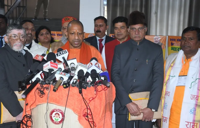 मुख्यमंत्री ने की प्रेस कॉन्फ्रेंस, बोले- प्राकृतिक संसाधनों से भरपूर मंडल के चारों जिलों के विकास का खाका तैयार