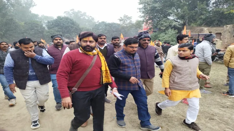 हरदोई : 22 जनवरी से पहले दिया रामभक्तों ने सन्देश, निकाली प्रभातफेरी   
