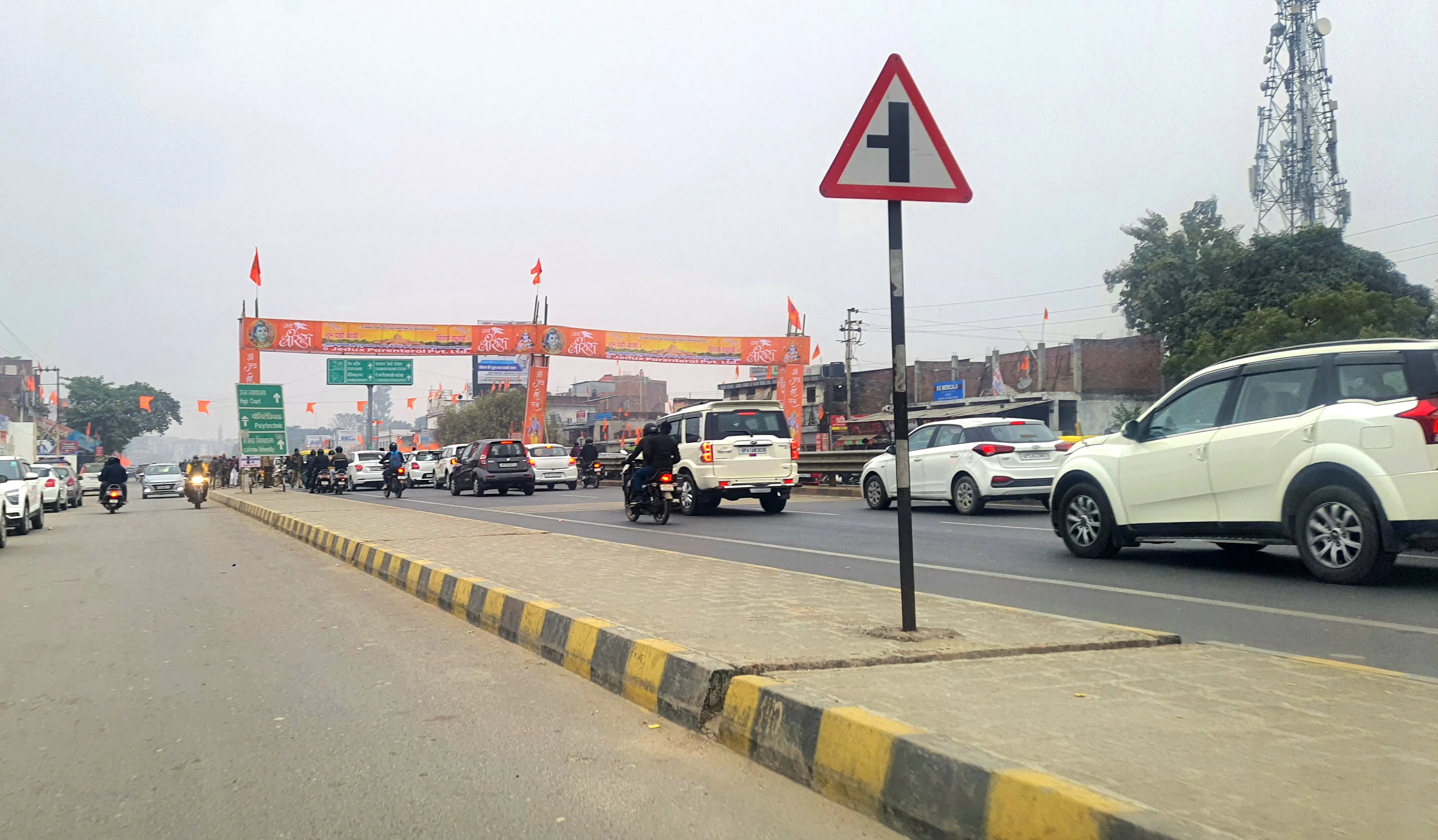 अयोध्या में रामलला प्राण प्रतिष्ठा कार्यक्रम के चलते वाहनों के लिए किया गया डायवर्जन, मनमानी पड़ेगी भारी, इमरजेंसी को छूट