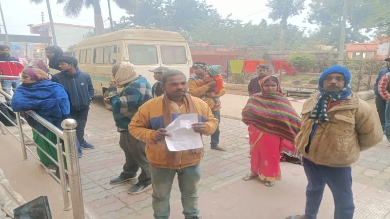 गोंडा : महिला अस्पताल में जच्चा-बच्चा की मौत पर परिजनों ने किया हंगामा, सीएमएस ने बैठाई जांच 