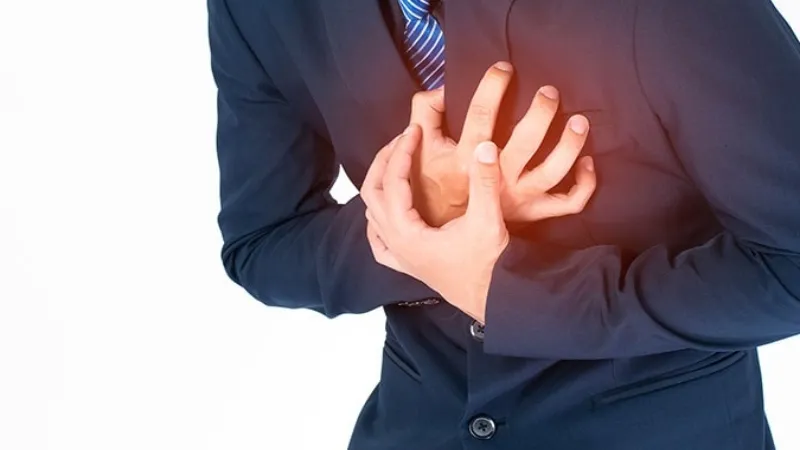 हरदोई : मैनेजर को पेट्रोल पम्प पर पड़ा Heart attack, मेडिकल कालेज के रास्ते में तोड़ा दम  