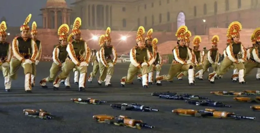 गणतंत्र दिवस परेड अभ्यास: इंडिया गेट के पास आज यातायात रहेगा प्रभावित, दिल्ली पुलिस ने लोगों को दी ये सलाह...