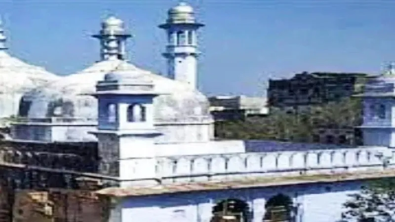 ज्ञानवापी मामला : ASI रिपोर्ट की कॉपी के लिए 11 लोगों ने किया आवेदन 