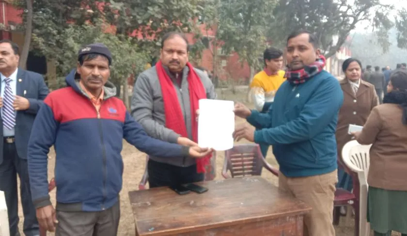 बरेली: वादा तो कर दिया, अभी तक नहीं मिला बरेली कालेज के अस्थाई कर्मचारियों को न्यूनतम वेतन  