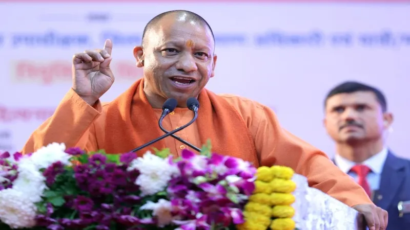 सीएम करेंगे सफाई मित्रों का सम्मान, युवाओं को देंगे स्मार्टफोन