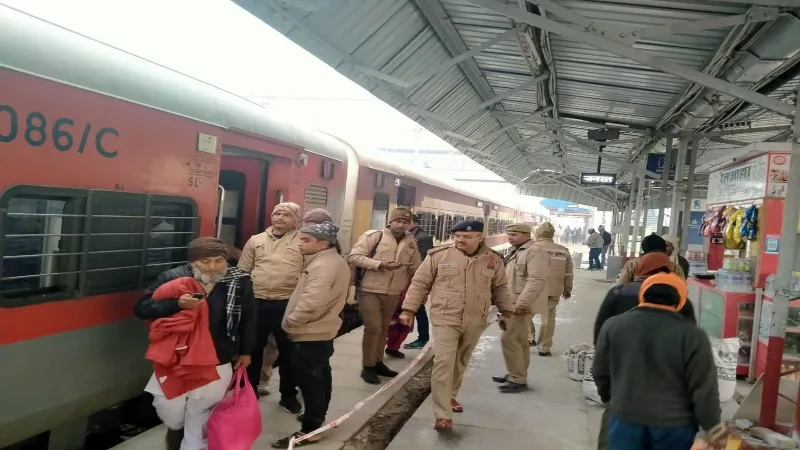 प्राण प्रतिष्ठा : अयोध्या जाने वाले वाहनों की हुई चेकिंग, चलाया विशेष अभियान 