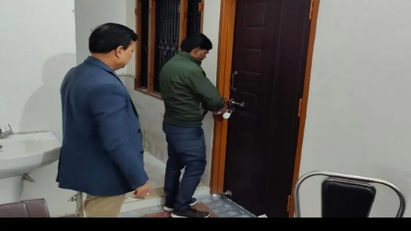 प्रयागराज : फर्जी हॉस्पिटल पर स्वास्थ्य विभाग की कार्रवाई, दो अस्पताल सीज