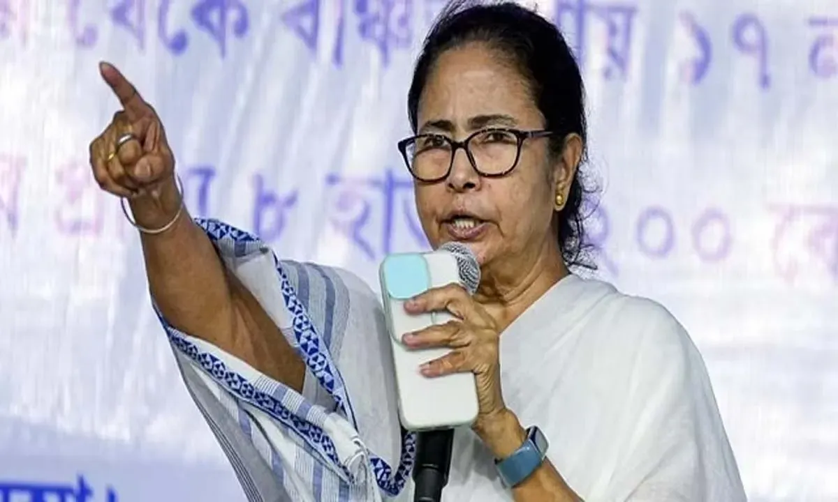 मुख्यमंत्री ममता बनर्जी ने कहा- कानून-व्यवस्था पर सवाल उठाने वाले बंगाल को बदनाम करने की कोशिश कर रहे