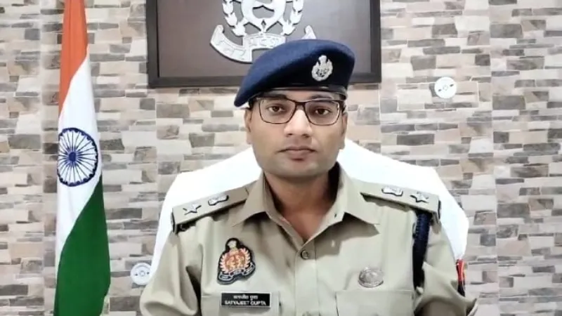 संतकबीरनगर पुलिस अधीक्षक ने 301 पुलिस कर्मियों का किया तबादला