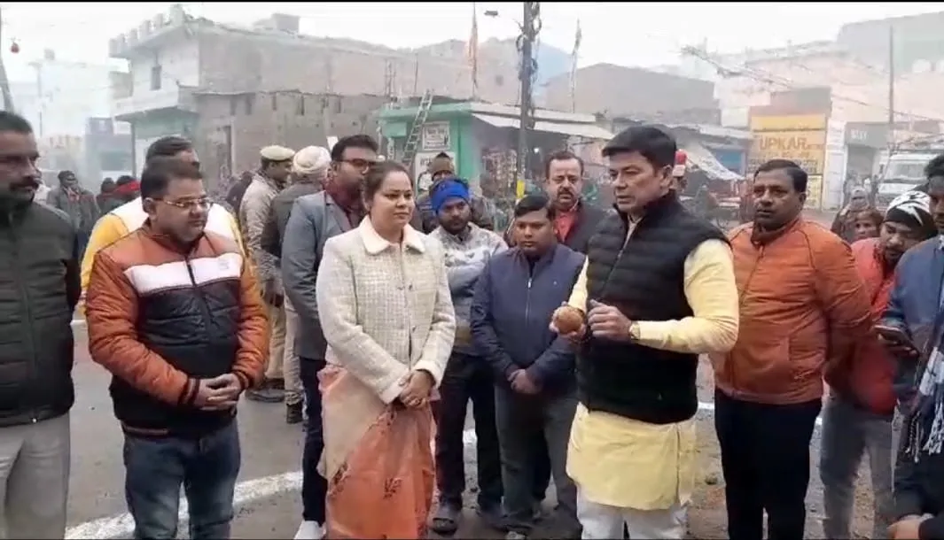 बरेली: मेयर ने 94 लाख रुपये से बनने वाली सड़क की शुरुआत की