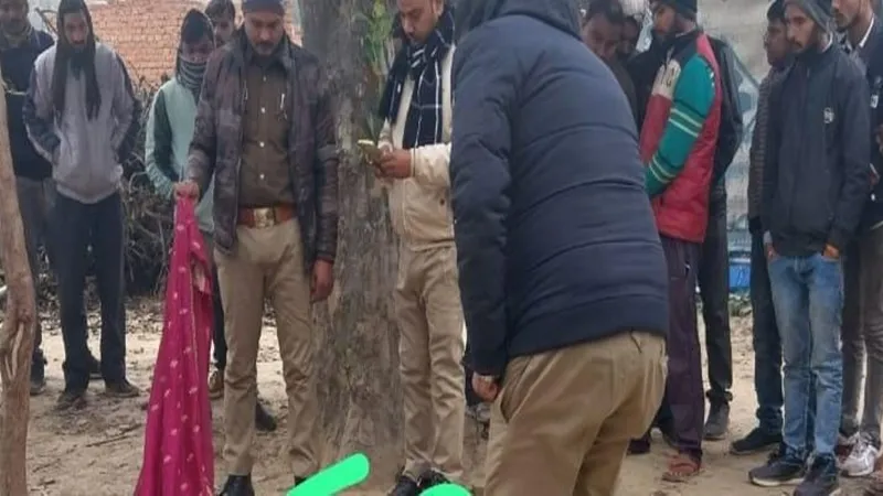 सुलतानपुर: जुड़वा बेटियां के सिर से उठा पिता का साया, व्यवसायी का मिला जला हुआ शव   