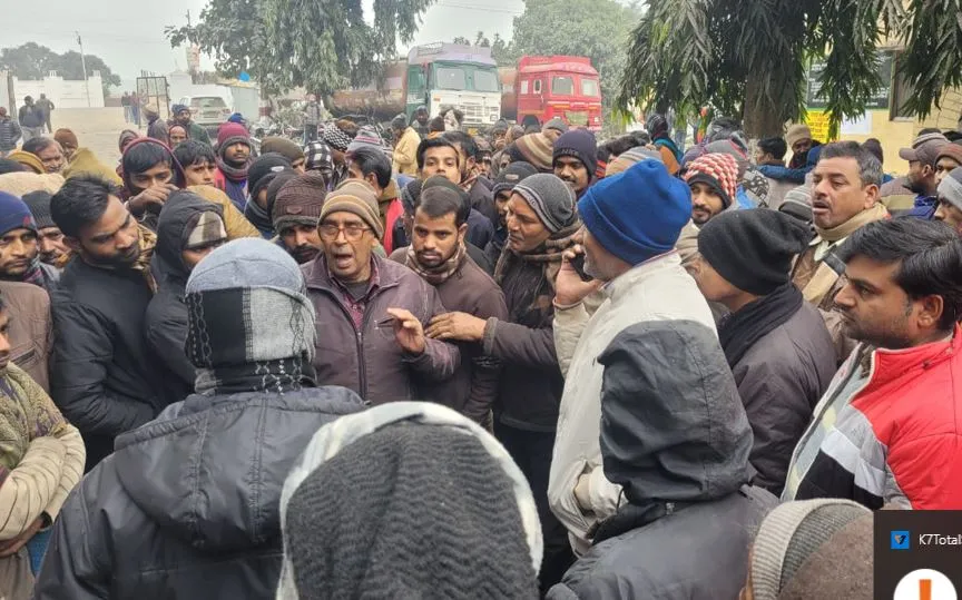पीलीभीत: साढ़े तीन घंटे ठप रही पूरनपुर की सहकारी चीनी मिल, वेतन न मिलने से भड़के कर्मचारियों का हंगामा