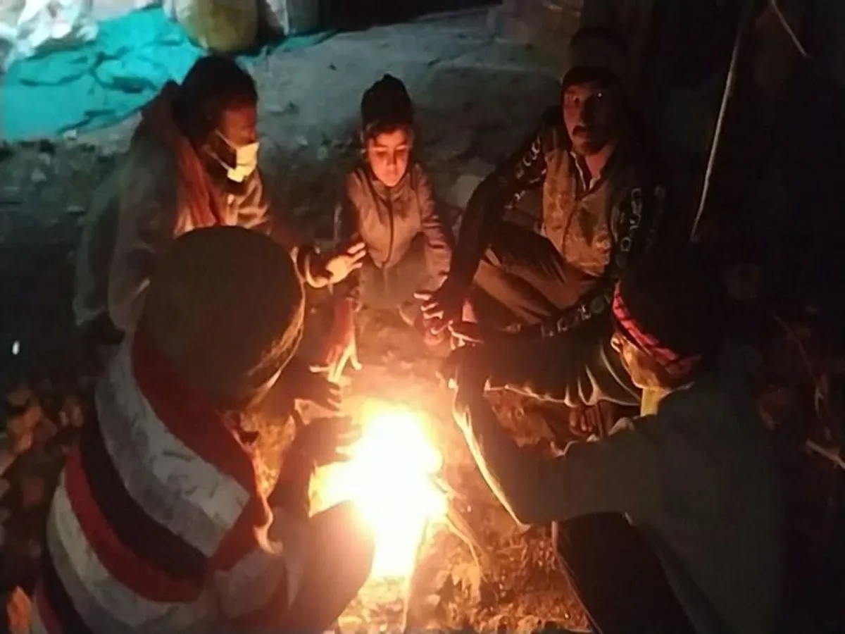 ठंड से थर-थर कांपे लोग,सीजन में पहली बार 7 डिग्री सेल्सियस पहुंचा पारा