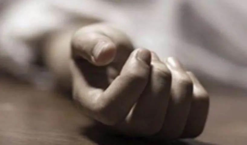 बदायूं: सुबह मां तो शाम को बेटे ने भी तोड़ा दम, घर से उठीं दो अर्थियां... गांव में पसरा मातम