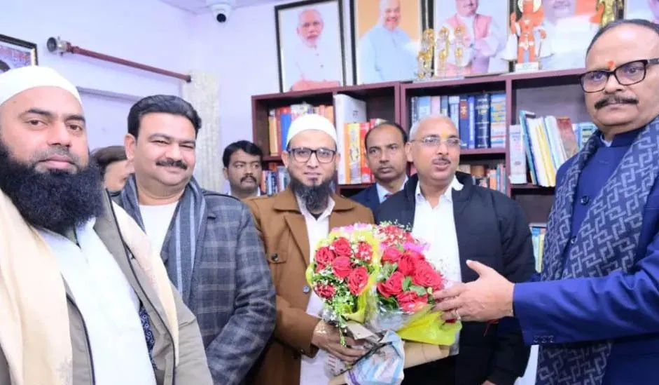 लखनऊ में नहीं मिलेगा मीट, अयोध्या में रामलला प्राण प्रतिष्ठा के चलते मीट विक्रेता संघ का बड़ा निर्णय