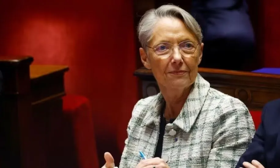 फ्रांस की प्रधानमंत्री एलिजाबेथ बोर्न ने दिया इस्तीफा, जानिए वजह?  