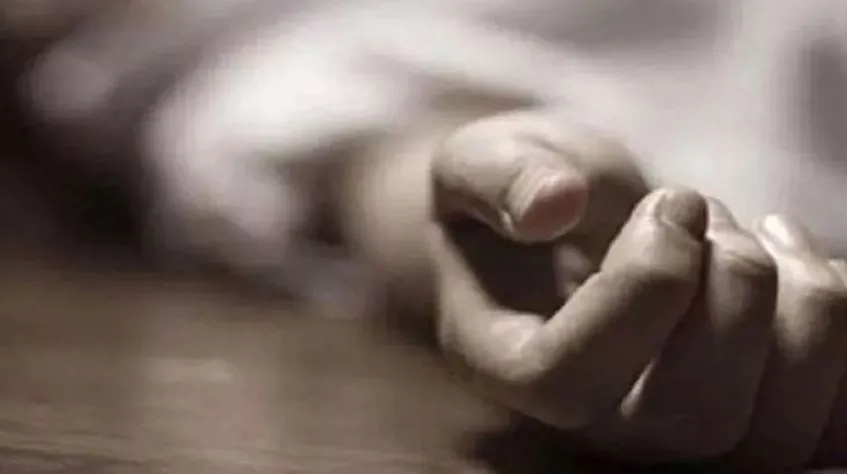 बदायूं: प्रेमी से मिलने पर लगी पाबंदी, कुछ समय बाद युवती की मौत