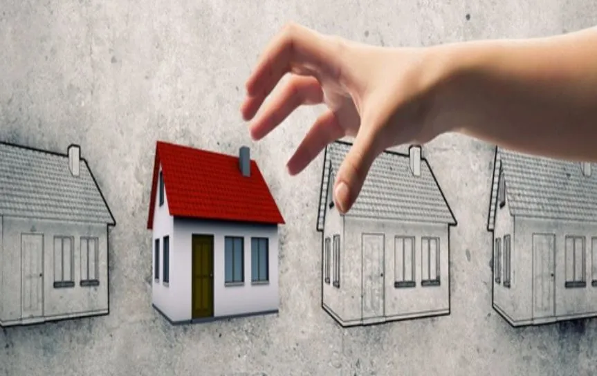 कासगंज: 'महामहिम हमारे मकान का जबरन अधिग्रहण करना चाह रहा प्रशासन', ग्रामीणों ने लगाई CM से गुहार