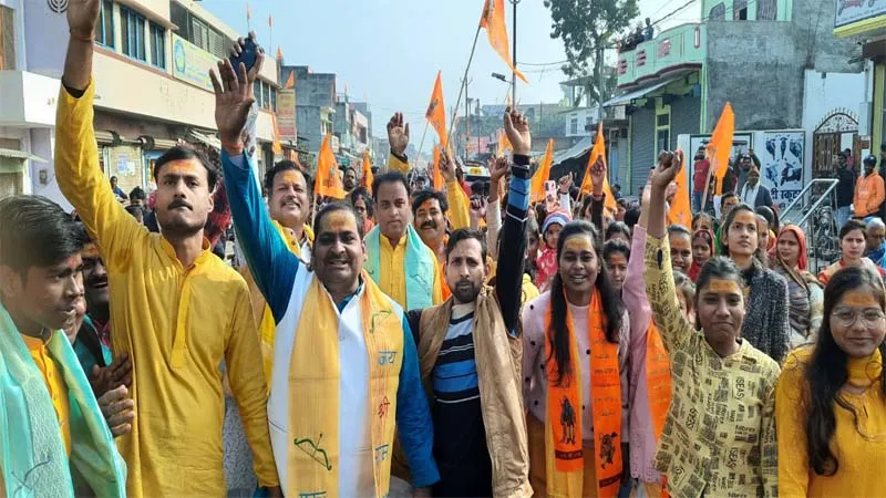 अयोध्या: सुमन बृष्टि नभ संकुल भवन चले सुखकंद... रामभजन पर झूम उठा गोसाईगंज, लगे राम के जयकारे