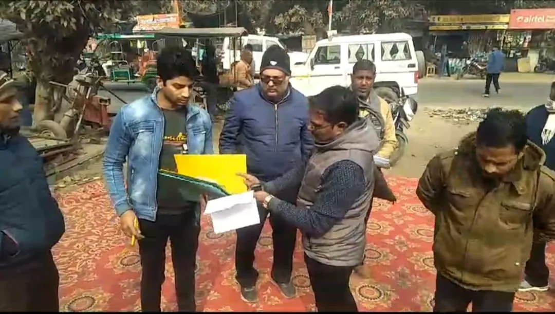 पीलीभीत: कोर्ट के आदेश पर क्लीनिक खोलने गए, पहले ही टूटी मिली सील..देखकर चकित रह गए मजिस्ट्रेट, अब भेजेंगे रिपोर्ट