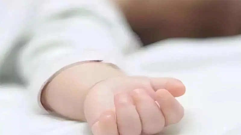 गोंडा: तेज रफ्तार ट्रक ने मासूम को मारी ठोकर, मौत