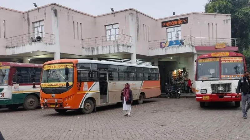 Exclusive: Banda कारागार के इतने कैदी करेंगे हनुमान चालीसा व सुंदरकांड का पाठ, रामलला के भजनों से गुंजायमान होंगी बसें