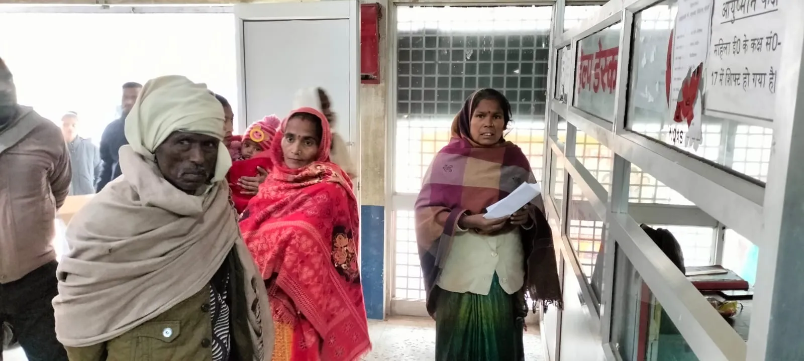 पीलीभीत: मेडिकल कॉलेज के डॉक्टरों से मारपीट, विरोध में ओपीडी ठप...भटकते रहे मरीज 