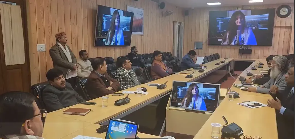 देहरादून: सचिवालय में बैठक से पहले गूंजा राम भजन