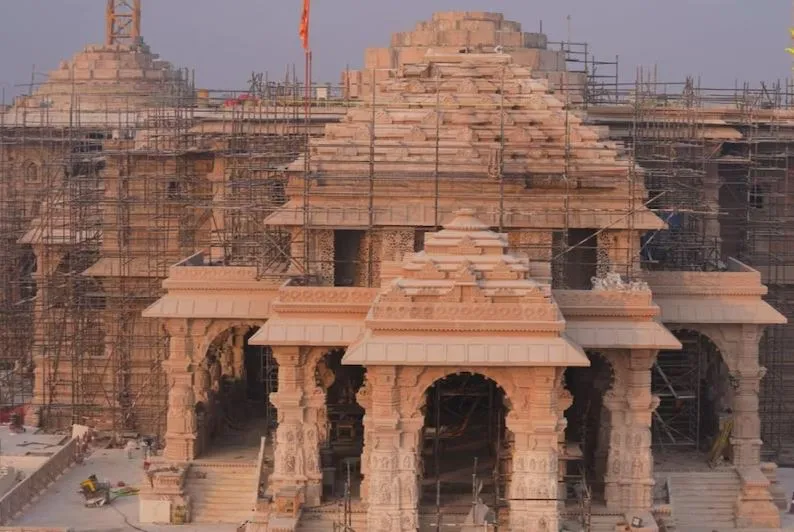 राम मंदिर प्राण प्रतिष्ठा समारोह निर्विघ्न सम्पन्न कराने के लिए मथुरा में महायज्ञ 