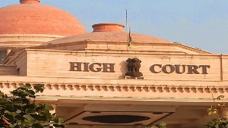 लखनऊ: अकबरनगर में ध्वस्तीकरण पर हाईकोर्ट ने रोक बढ़ाई, कहा- याचिकाएं दाखिल करने वालों को ही मिलेगा ध्वस्तीकरण पर रोक का लाभ