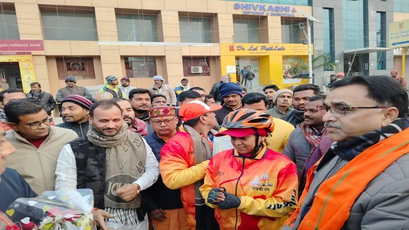 सुलतानपुर: अयोध्या को निकली वाराणसी की स्केटर सोनी चौरसिया का शहर में जोरदार स्वागत 