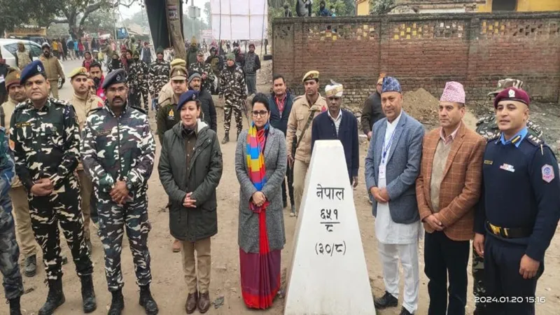बहराइच: मंदिर के साथ मस्जिद की सुरक्षा करें जवान, भारत और नेपाल के अधिकारियों की हुई बैठक