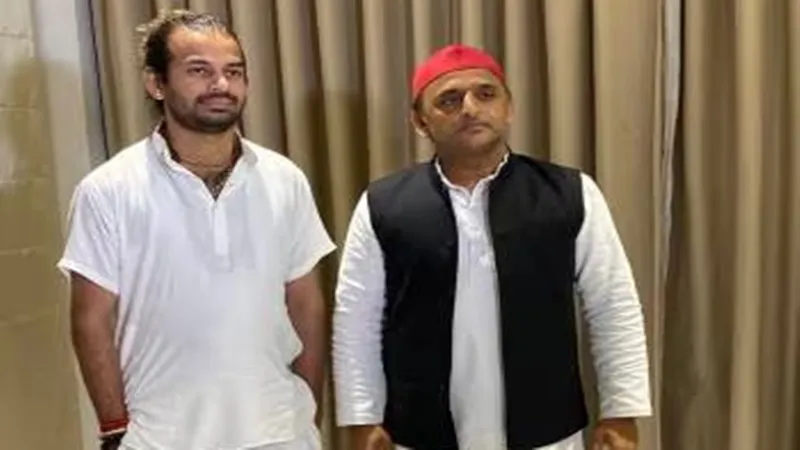 ''गिरगिट” तो बस यूँ ही बदनाम है..! नीतीश पर झल्लाए तेज प्रताप यादव, अखिलेश बोले- विश्वासघात का नया कीर्तिमान बनाया है