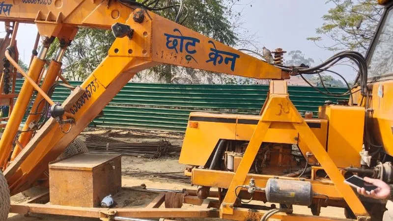 Kanpur Accident: क्रेन के ड्राइवर की लापरवाही के चलते युवक की मौत… पत्नी और तीन बच्चों का रो-रोकर बुरा हाल