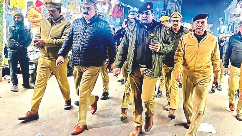 कानपुर कमिश्नरेट पुलिस की बड़ी चूक... ऑपरेशन त्रिनेत की आंखें बंद, चंद्रेश्वर हाते के सामने खराब निकले CCTV कैमरे 