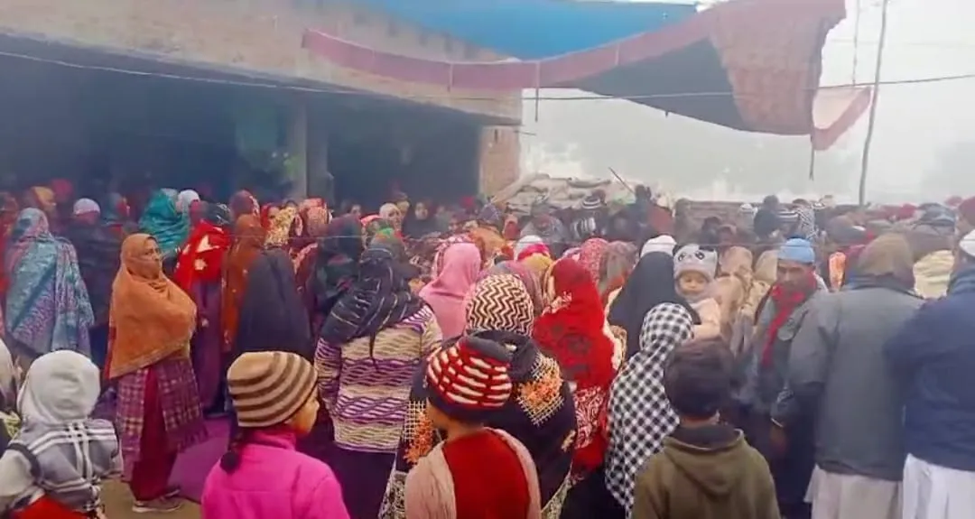 कमरे में गैस हीटर चलाकर सोए पीलीभीत के पिता-पुत्र की नोएडा में मौत, मां की हालत गंभीर