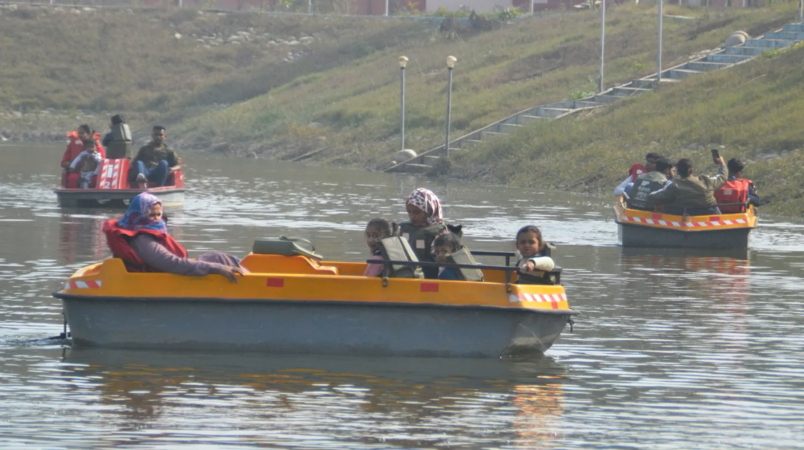 ef58e09f-58a8-42a5-b519-6e93040f1ad1