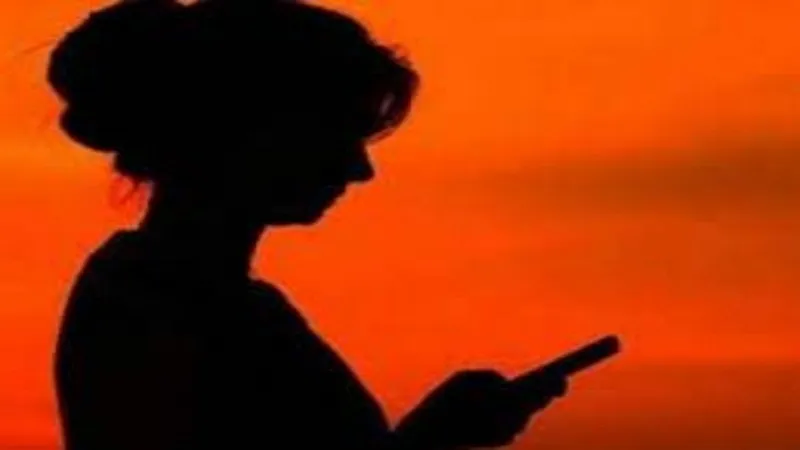 मुरादाबाद : मूर्तिकार व उसके परिवार को ब्लैकमेल कर युवती ने मांगे 50 लाख