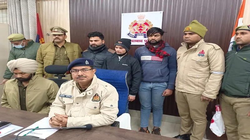 मुरादाबाद: डॉक्टर से रंगदारी मांगने वाले तीन गिरफ्तार, चौथा फरार