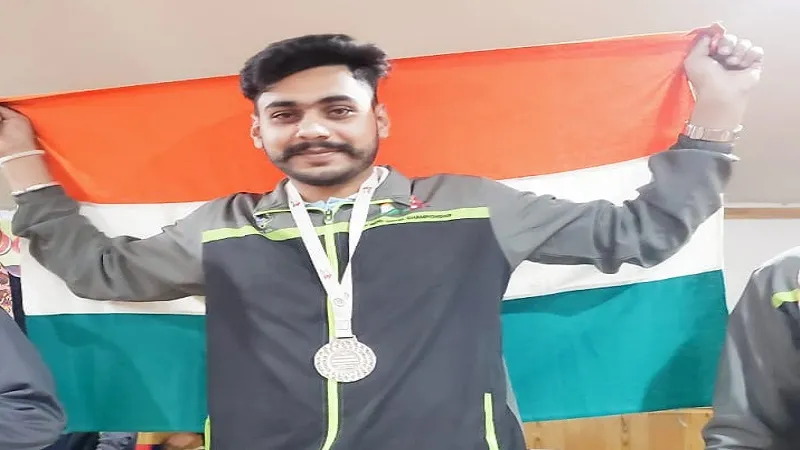 मुरादाबाद : कार्तिक चौधरी की कप्तानी में भारतीय टीम बनी वॉलीबॉल चैंपियन