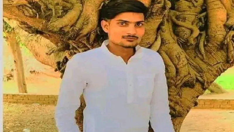 अमरोहा: प्रेमिका से मिलने उसके घर पहुंचा प्रेमी, परिजनों ने पकड़कर मारी गोली...मौत